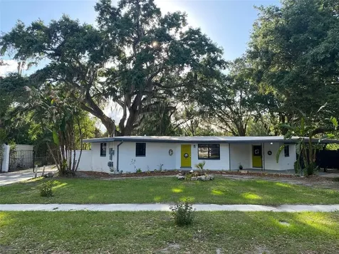 105 Burchwood Avenue Plant City FL 33563
