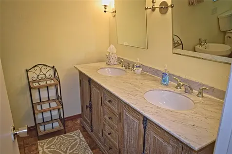 214 Nestlebranch Drive Safety Harbor FL 34695