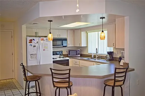 214 Nestlebranch Drive Safety Harbor FL 34695