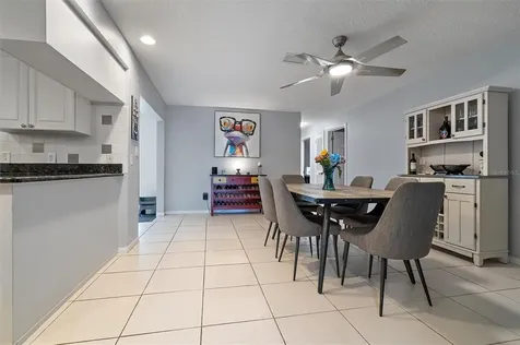 3820 46th Avenue S St Petersburg FL 33711