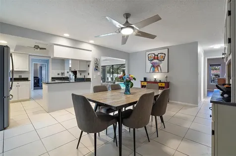 3820 46th Avenue S St Petersburg FL 33711