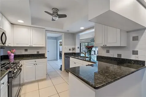 3820 46th Avenue S St Petersburg FL 33711