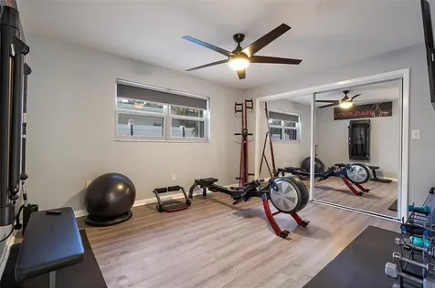 3820 46th Avenue S St Petersburg FL 33711