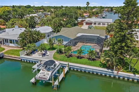 3820 46th Avenue S St Petersburg FL 33711