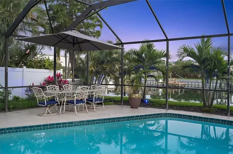 3820 46th Avenue S St Petersburg FL 33711