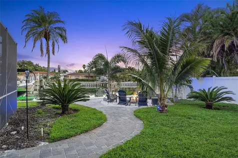 3820 46th Avenue S St Petersburg FL 33711