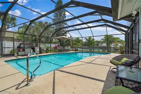 3820 46th Avenue S St Petersburg FL 33711