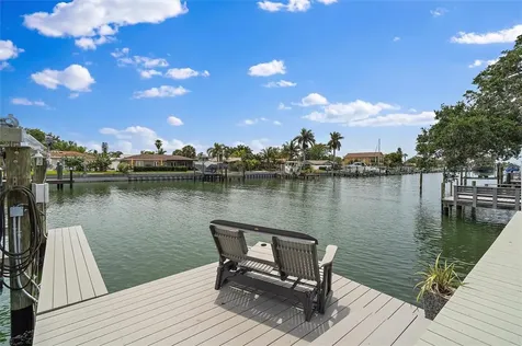 3820 46th Avenue S St Petersburg FL 33711