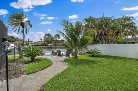 3820 46th Avenue S St Petersburg FL 33711