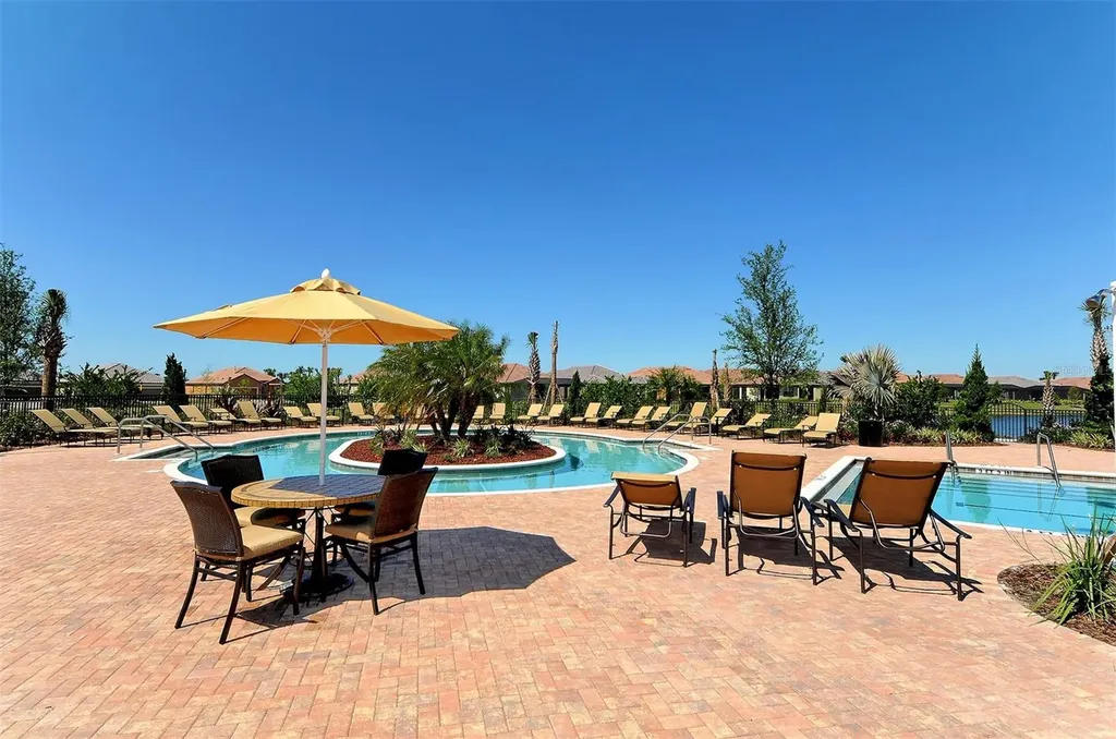 13823 Messina Loop Bradenton FL 34211