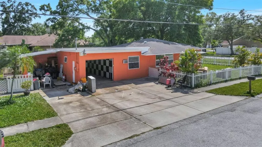 10795 58th Street N Pinellas Park FL 33782