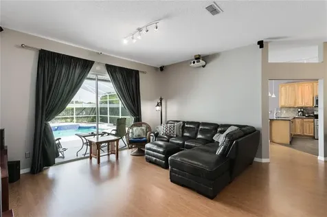 8233 Wellsmere Circle Orlando FL 32835