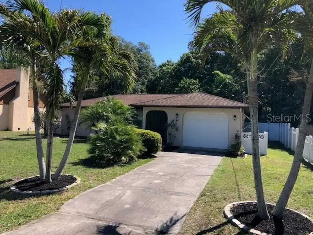2227 Fairfield Avenue Sarasota FL 34232
