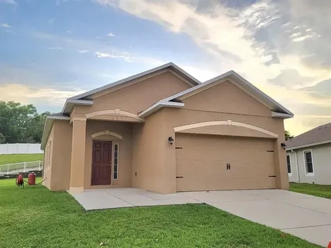 13253 Waterford Castle Drive Dade City FL 33525