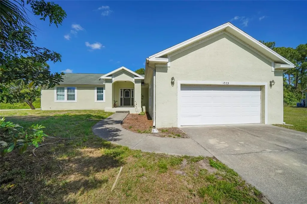 1023 Trill Court North Port FL 34288