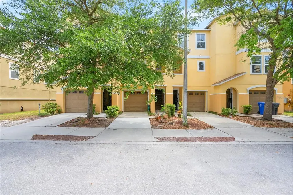 606 Wheaton Trent Place Tampa FL 33619
