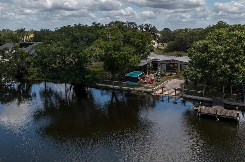 6504 Lincoln Road Bradenton FL 34203