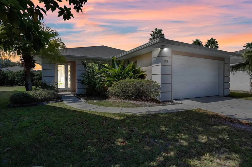 2904 Sunset Retreat Court Kissimmee FL 34747