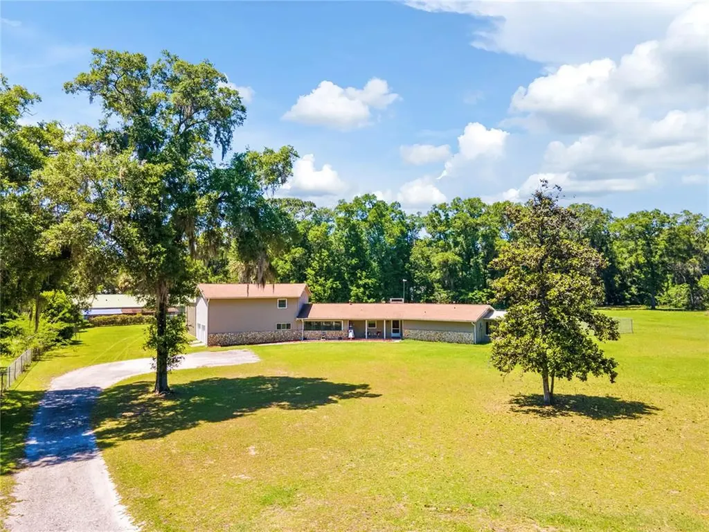 2809 NE 49th Street Ocala FL 34479