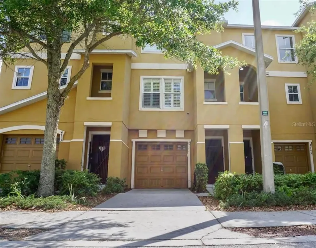 4711 Pickering Harbor Place Tampa FL 33619