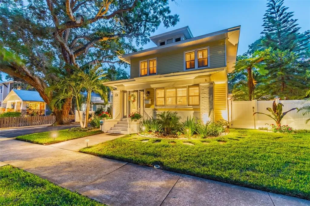 1016 2nd Street N St Petersburg FL 33701