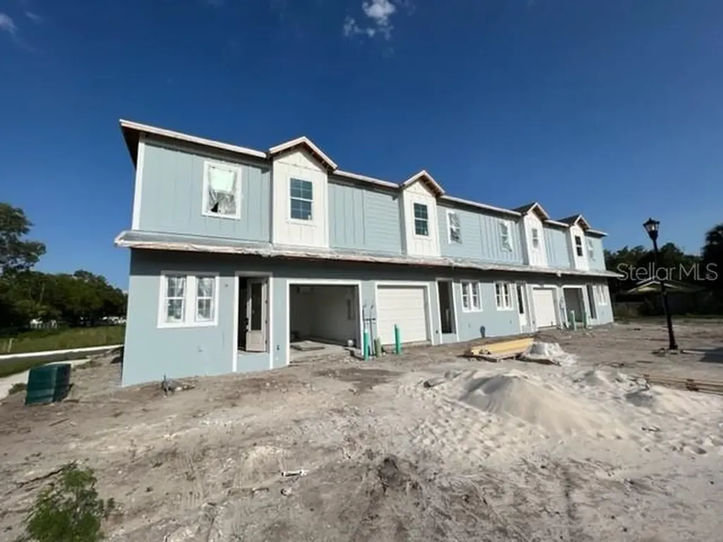 3722 W Mango Avenue Tampa FL 33611