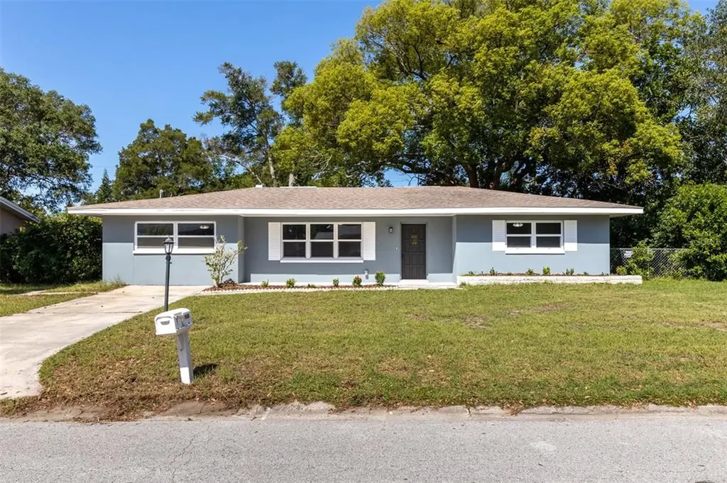 1938 Summit Drive Clearwater FL 33763