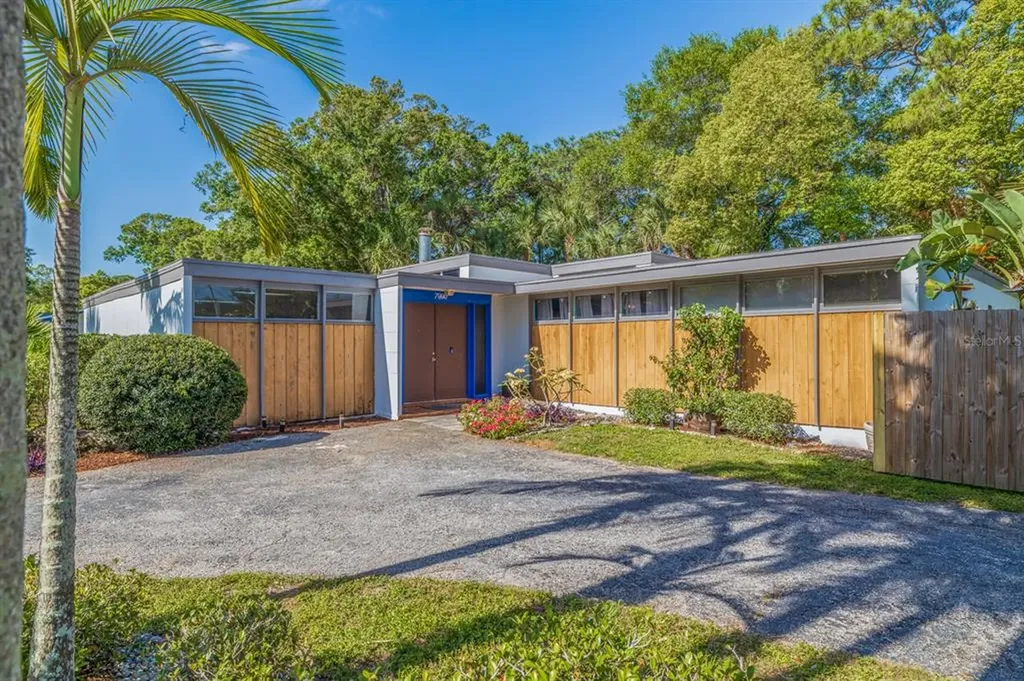 7990 42nd Street N Pinellas Park FL 33781