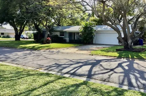2100 Winchester Road N St Petersburg FL 33710
