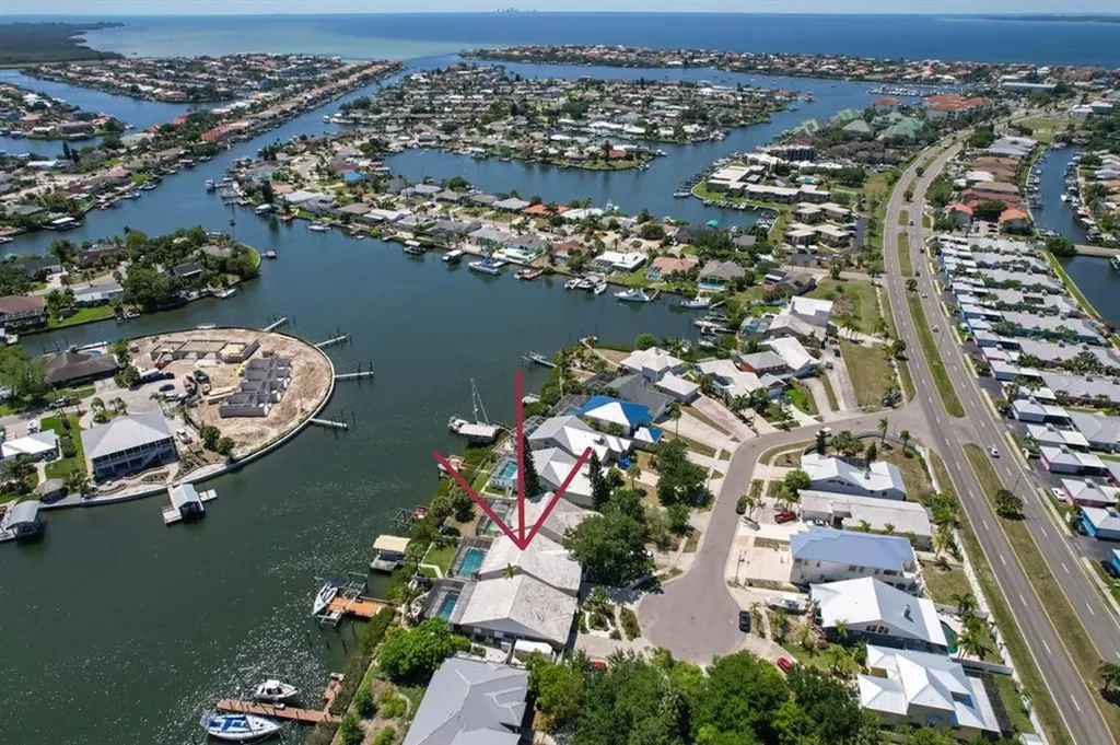 904 Shagos Drive Apollo Beach FL 33572