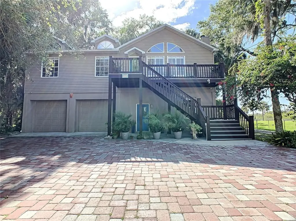 8711 Betty Street Port Richey FL 34668
