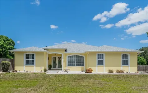 3102 Stagecoach Trail Wimauma FL 33598