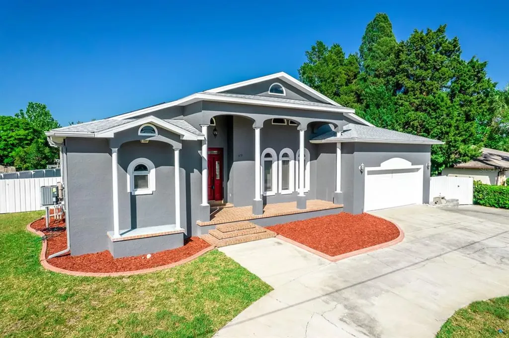 629 Kingston Court Apollo Beach FL 33572