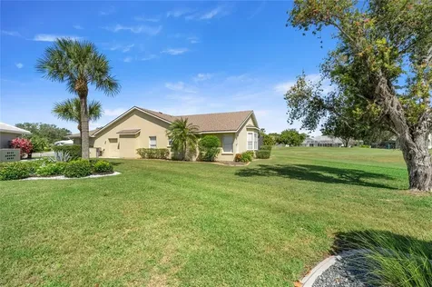 6631 Seven Pines Drive Bradenton FL 34203