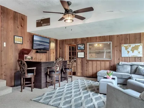 242 Oakwood Drive Casselberry FL 32707