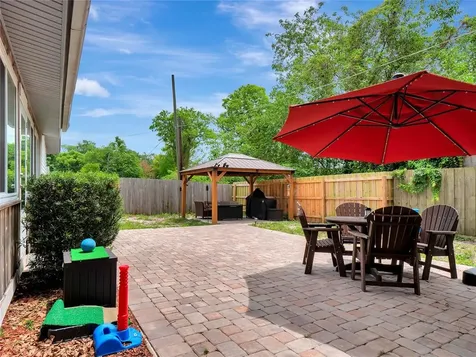 242 Oakwood Drive Casselberry FL 32707