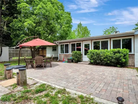242 Oakwood Drive Casselberry FL 32707