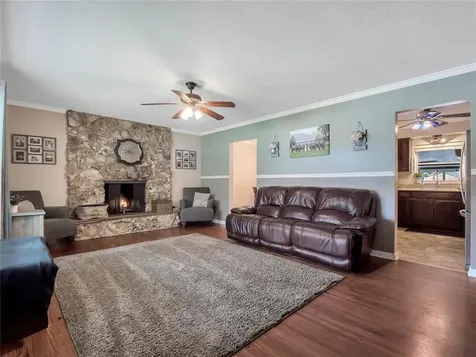 242 Oakwood Drive Casselberry FL 32707