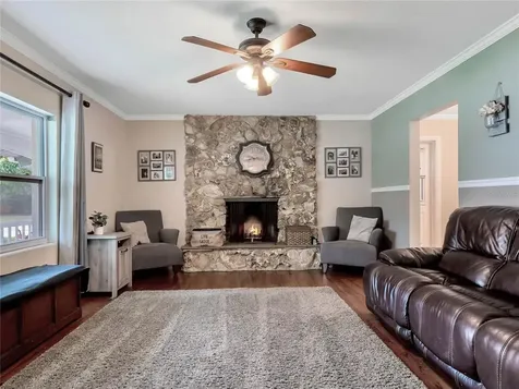 242 Oakwood Drive Casselberry FL 32707