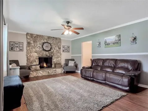 242 Oakwood Drive Casselberry FL 32707