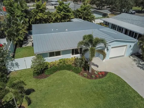 704 Riviera Street Venice FL 34285