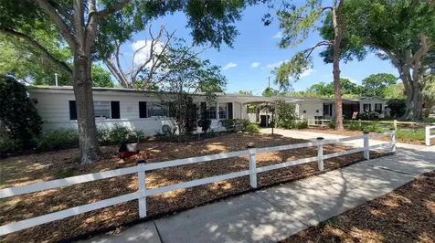 5624 Cresthill Drive Tampa FL 33615