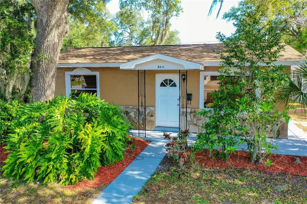 5011 38th Avenue N St Petersburg FL 33710