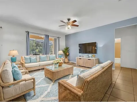 5244 Oakbourne Avenue Davenport FL 33837