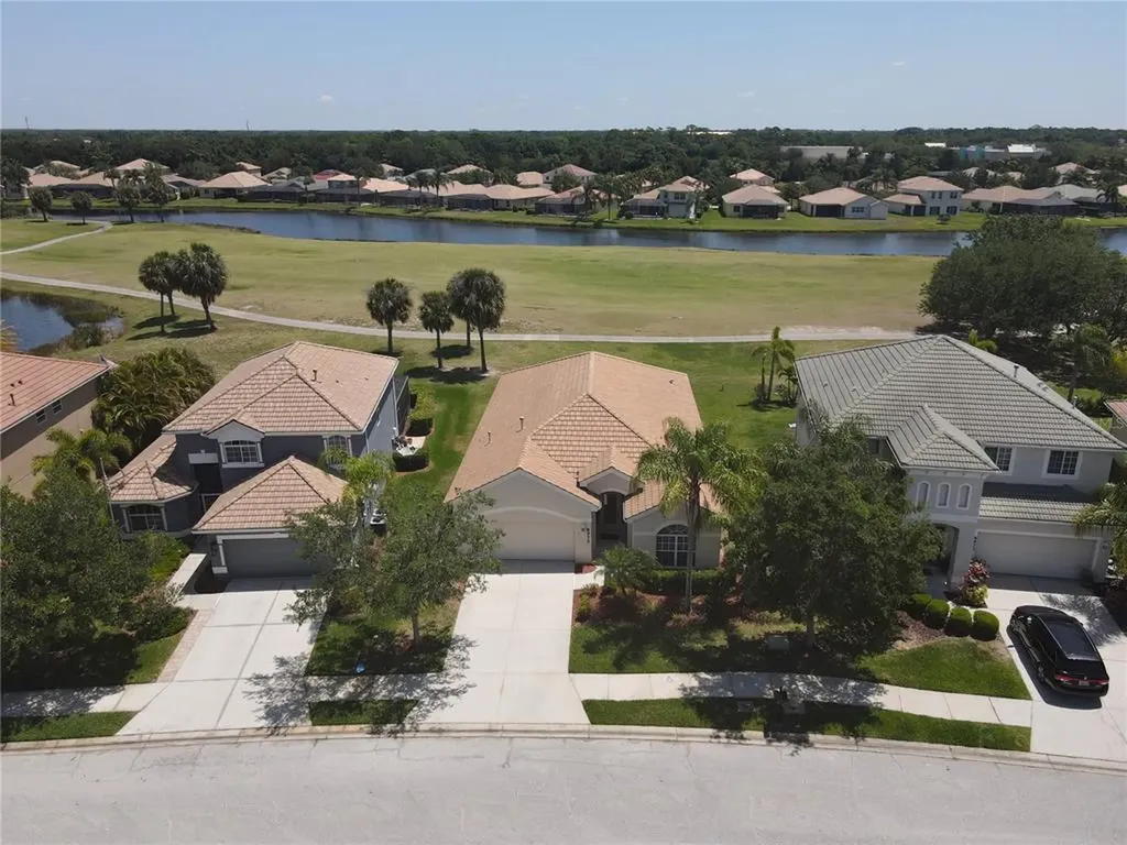 8972 Stone Harbour Loop Bradenton FL 34212