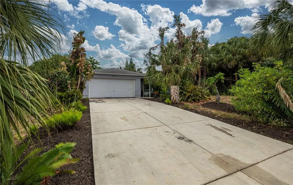 3302 Sikeston Avenue North Port FL 34286