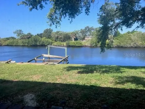 1113 Grand Boulevard Holiday FL 34690