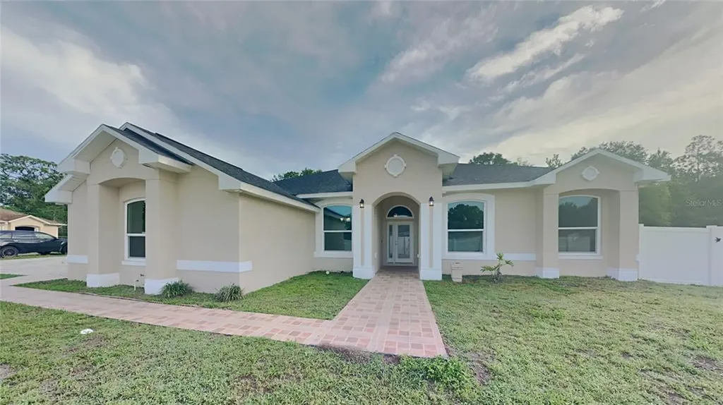 334 Colony Court Kissimmee FL 34758