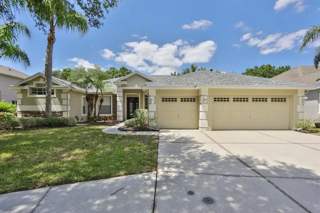 8204 Nature Cove Way Tampa FL 33647