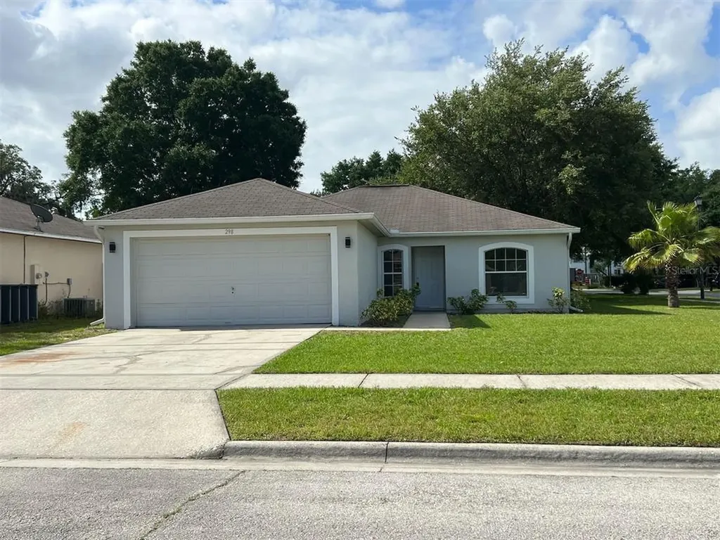 298 Oak Run Court Apopka FL 32703